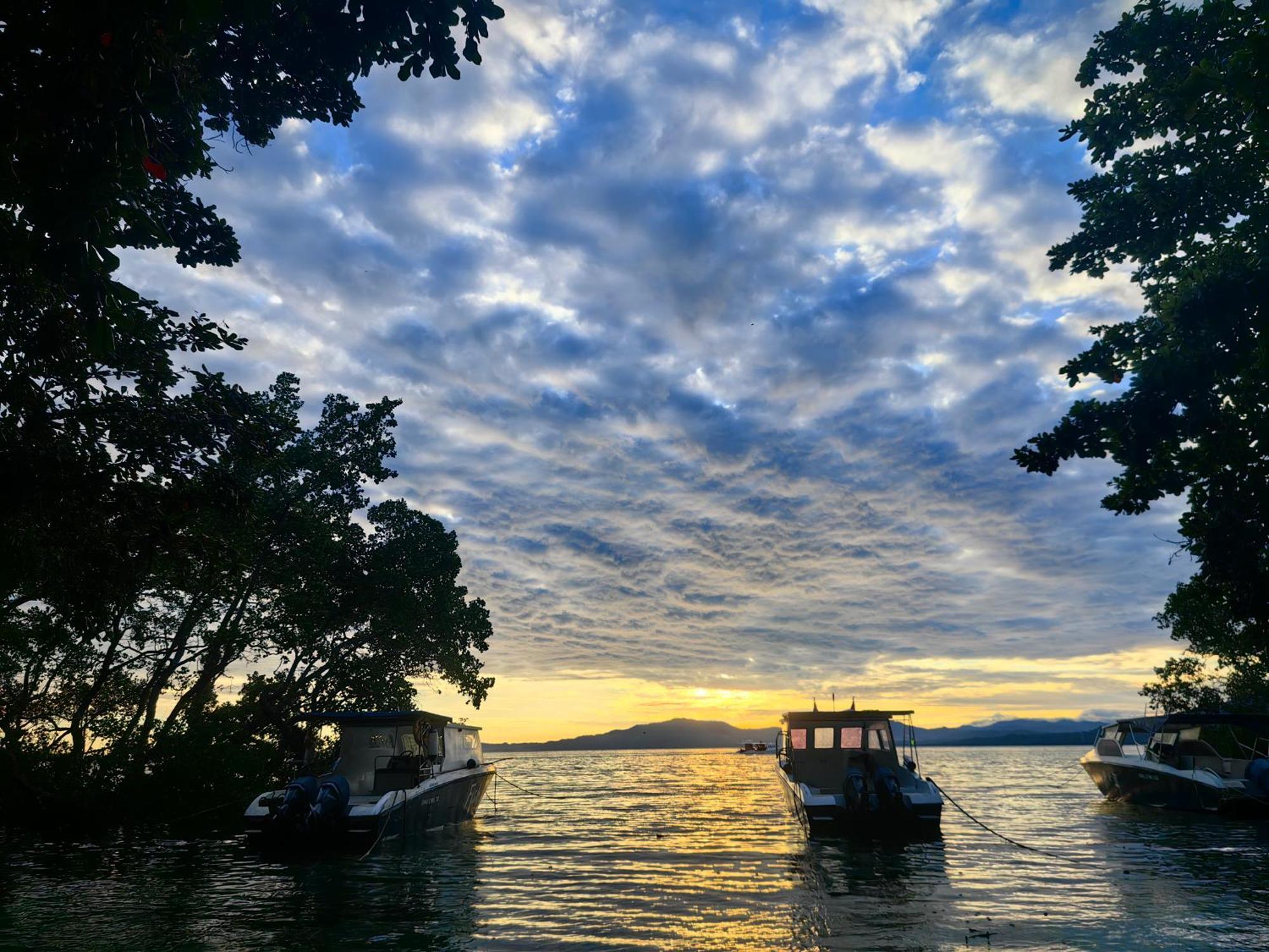 The Village Bunaken Exterior foto